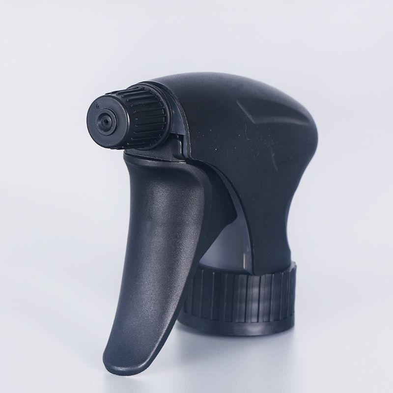 Spray bottle pump mechanism — nozzle and internal components